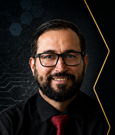 Álvaro Machado Jr. — Professor de Tecnologia, Educador Digital e Designer Gráfico